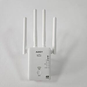 Aukey AC1200 Dual Band Wireless Adapter WF-R8 Router Repeater